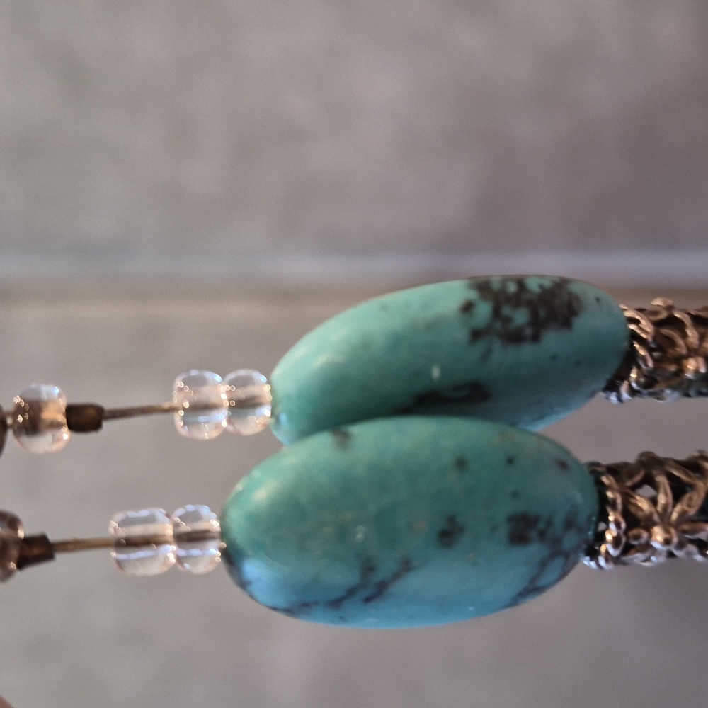 Vintage Turquoise Howlite & Orange Coral Beaded Silver Tone Statement Necklace - Picture 8 of 9